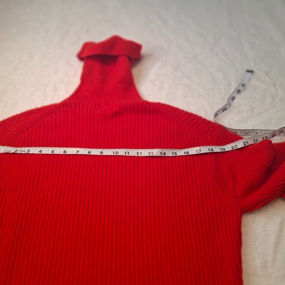 H&M Red Turtleneck Sweater Sz XS Ribbed Wool Blend Minimalist Christmas Holiday - Picture 12 of 12